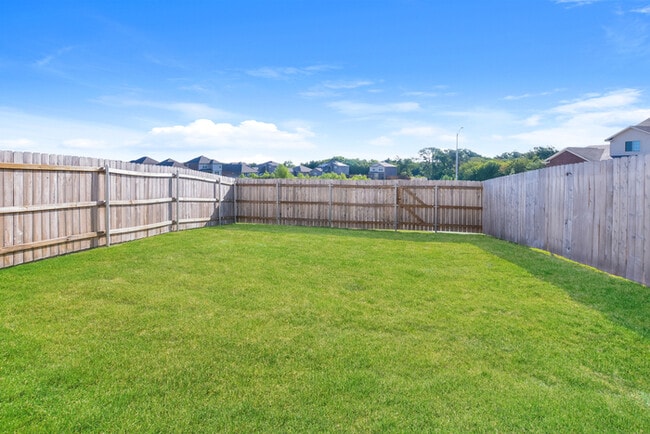 Foto del edificio - Cardinal Townhomes - 2802 Redhead Place, E...