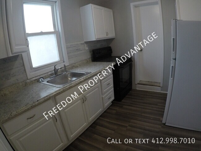 Foto del edificio - 716 St Clair Ave