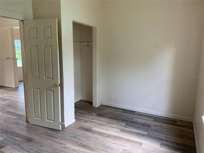 Foto del edificio - 417 Maple St