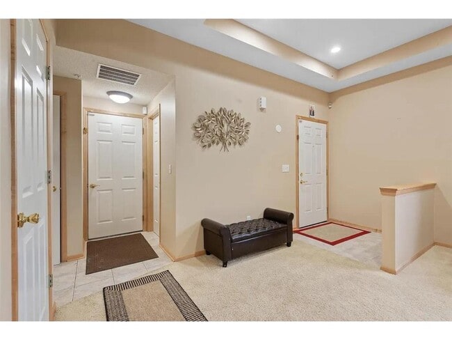 Building Photo - 5225 Holly Ln N