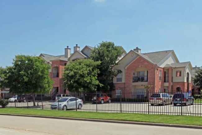 Building Photo - 2 bedroom in Tomball TX 77375