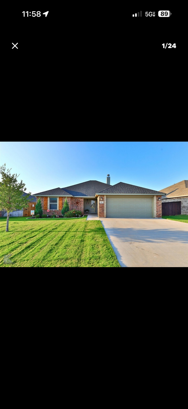 Building Photo - 325 Spg Pk Wy