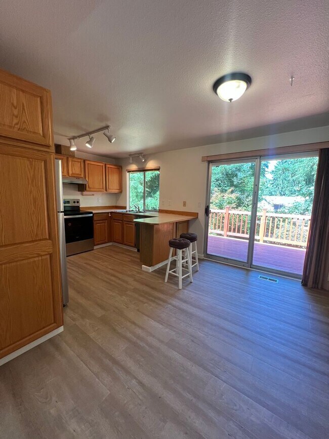 Foto del edificio - Finn Hill neighborhood Kirkland!