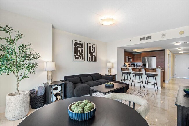 Foto del edificio - 2641 N Flamingo Rd