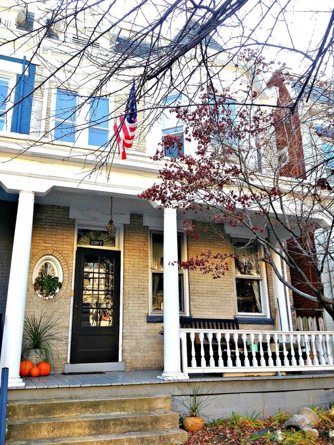 Building Photo - 2107 Floyd Ave