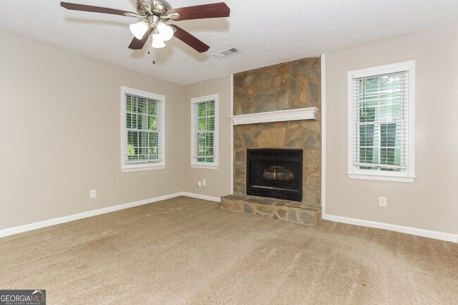 Building Photo - 265 Arbor Way