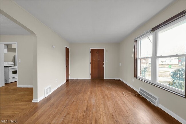 Foto del edificio - 478 E 222nd St