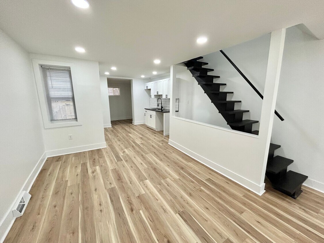 Primary Photo - Modern 2-Bed, 1.5-Bath Home with Central A...