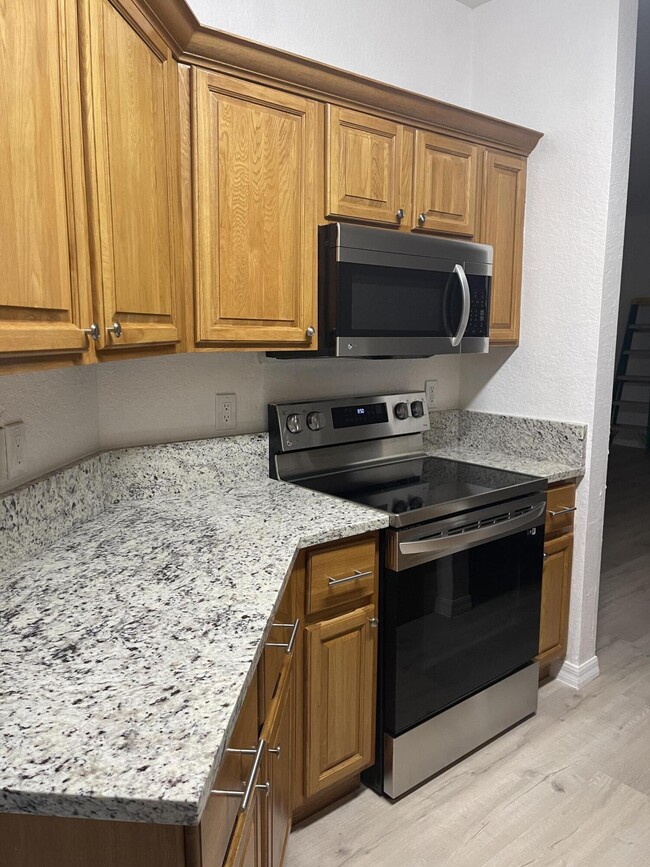 Building Photo - 865 Pipers Cay Dr