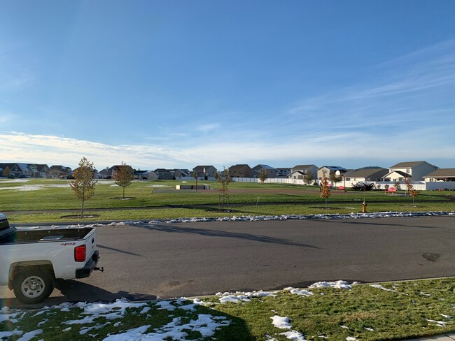 Building Photo - 8652 N Spokane St