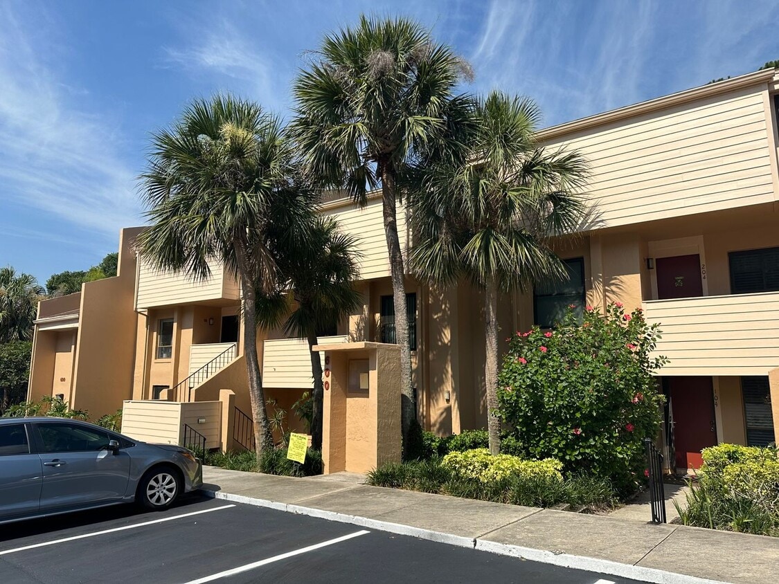 Primary Photo - GREAT 2/2 Ground Floor Condo In Cranes Roo...