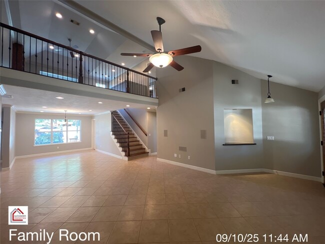 Foto del edificio - 903 Sugarfield Ct