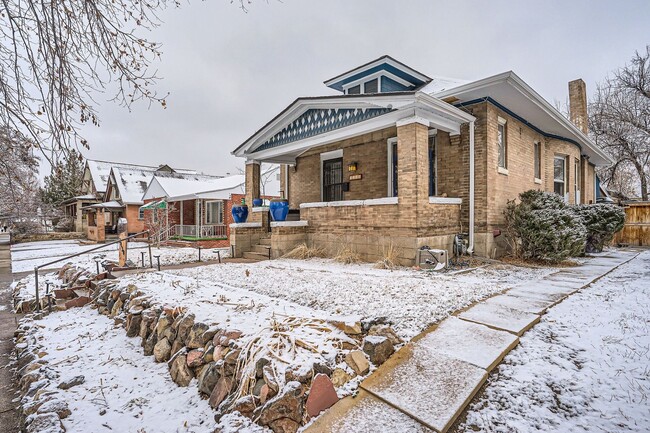 Building Photo - Welcome to Your New Home in Potter Highlands!