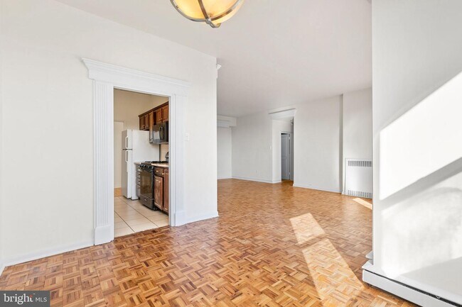 Foto del edificio - 1301 N Harrison St