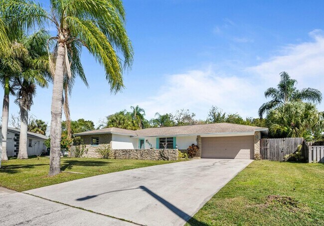 Building Photo - 435 Wright Ct