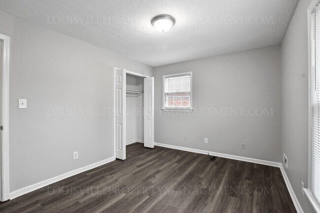 Building Photo - 9410 Michael Edward Dr