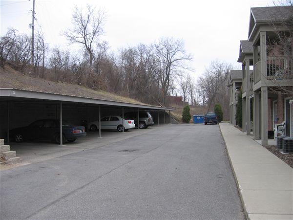 Building Photo - 3143 Plaza Dr NE