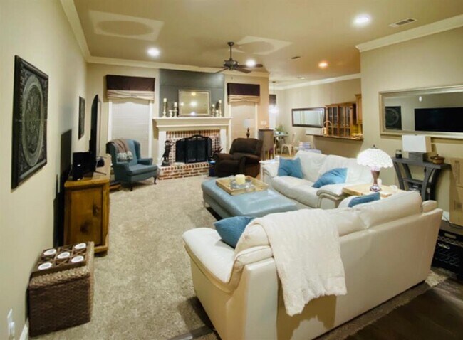 Building Photo - 1107 Brook Arbor Dr