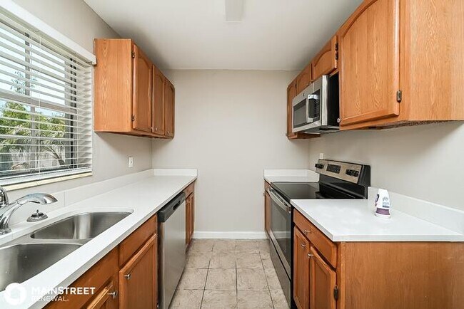 Foto del edificio - 4002 OHIO AVE, TAMPA, FL 33616