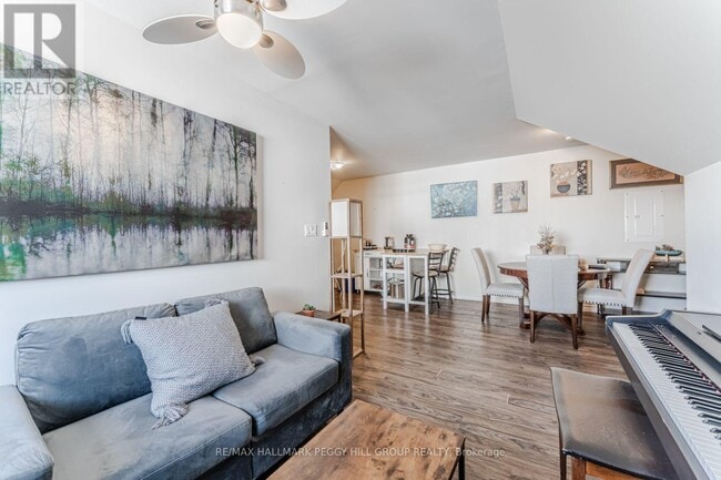 Building Photo - 42 Toronto St