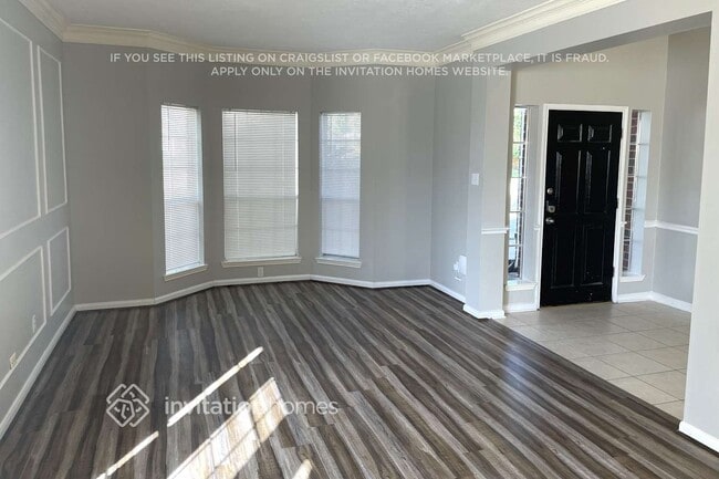 Building Photo - 16811 Valley Palms Dr
