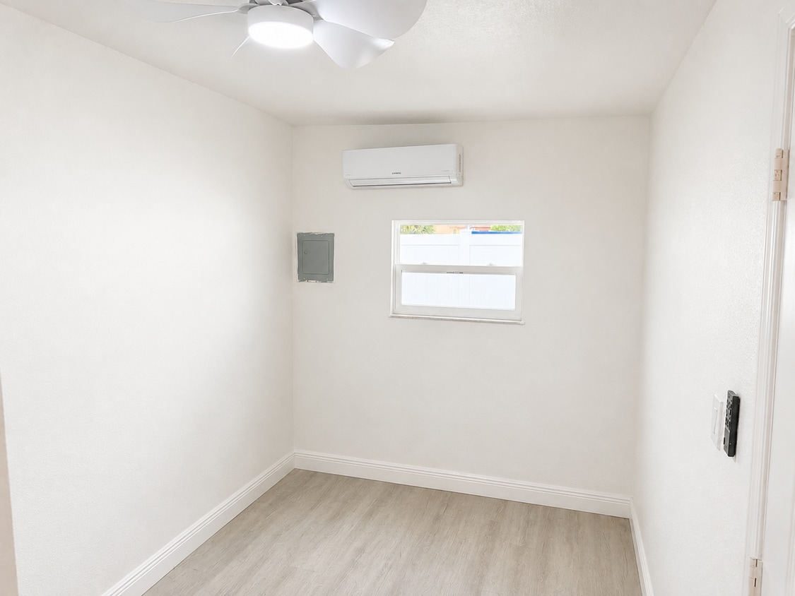 Building Photo - Charming and fully renovated 1-bedroom, 1-bath ADU for Lease!! Landscaping/Utilities Included