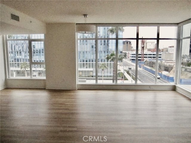 Building Photo - 400 W Ocean Blvd
