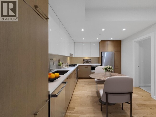 Building Photo - 5311 Cedarbridge Way