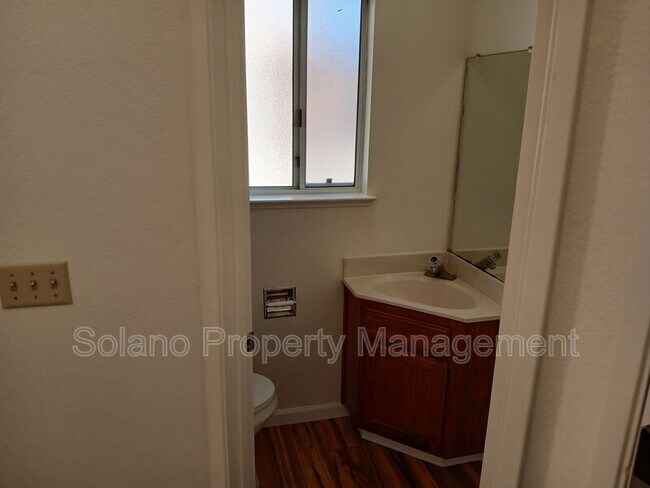 Foto del edificio - 318 Ridgecrest Cir