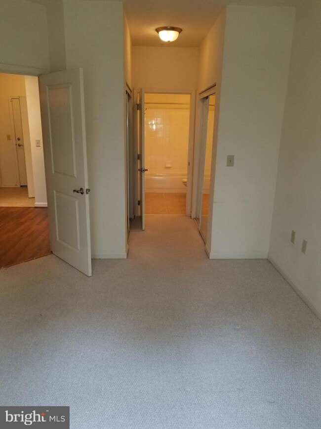 Building Photo - 2665 Prosperity Ave