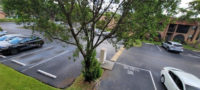 Foto del edificio - 8632 NW 34th Pl