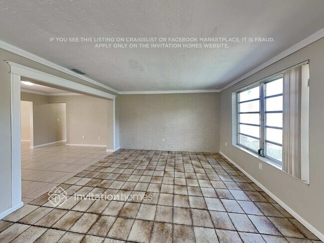 Foto del edificio - 10331 NW 18th Pl