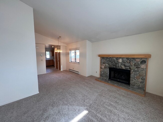 Building Photo - 1 Bedroom McCloud Condo