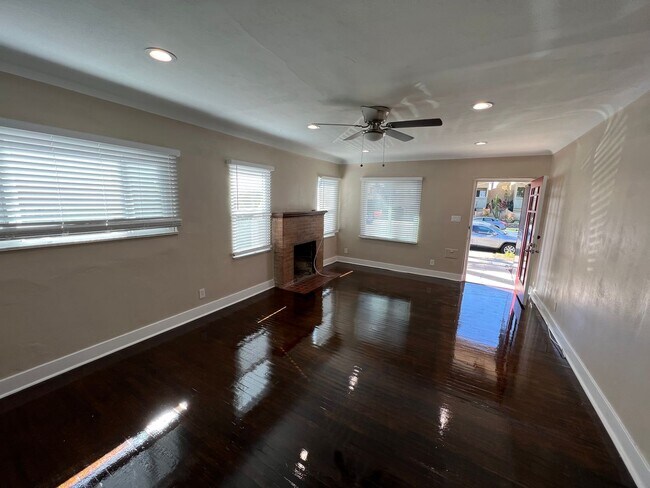 Foto del edificio - 33rd Duplex