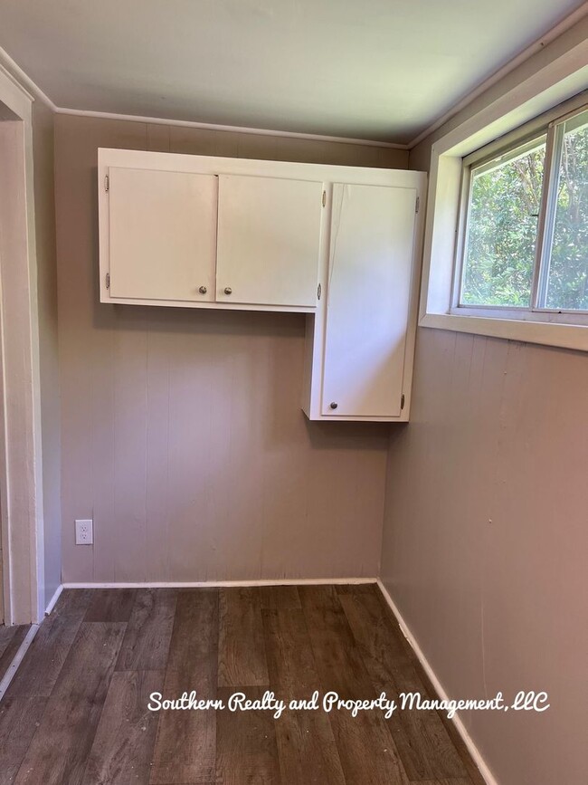 Building Photo - 105 Gilmer Avenue in Tallassee