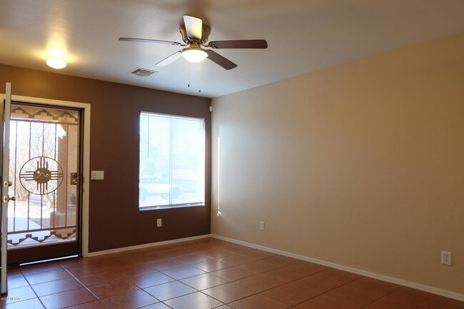 Foto del edificio - 6871 S Cottontail Run Ave