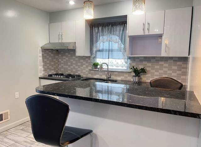 Foto del edificio - 21 Blueberry Ln