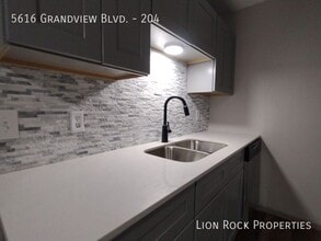 Building Photo - 5616 Grandview Blvd