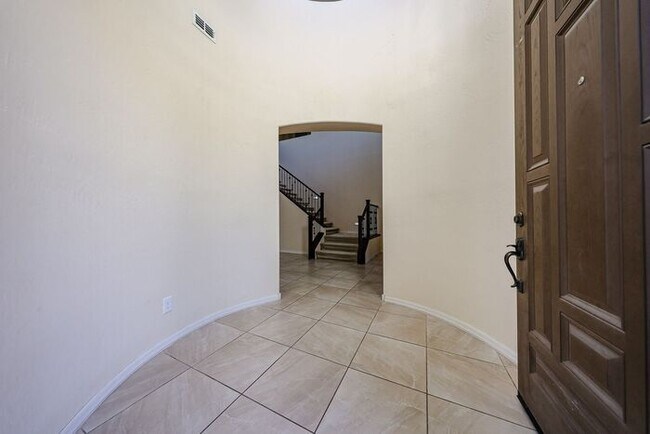 Foto del edificio - Stunning home located in the heart of Chandler, AZ!