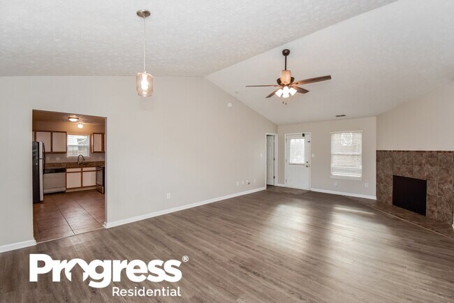 Building Photo - 4076 FairOaks Dr