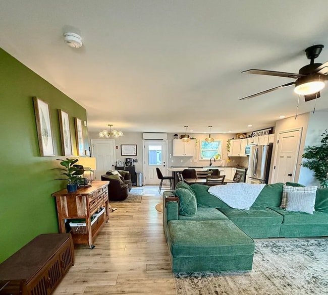 Building Photo - 69 Wildwood Dr