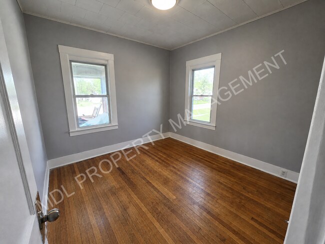 Building Photo - 2-Bedroom Home in Saginaw