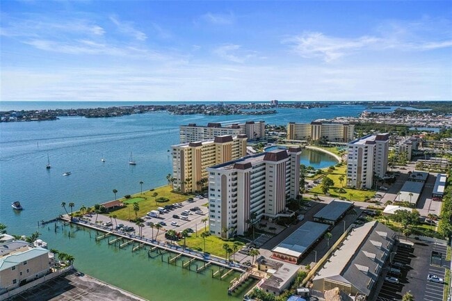 Foto del edificio - 4550 Cove Cir