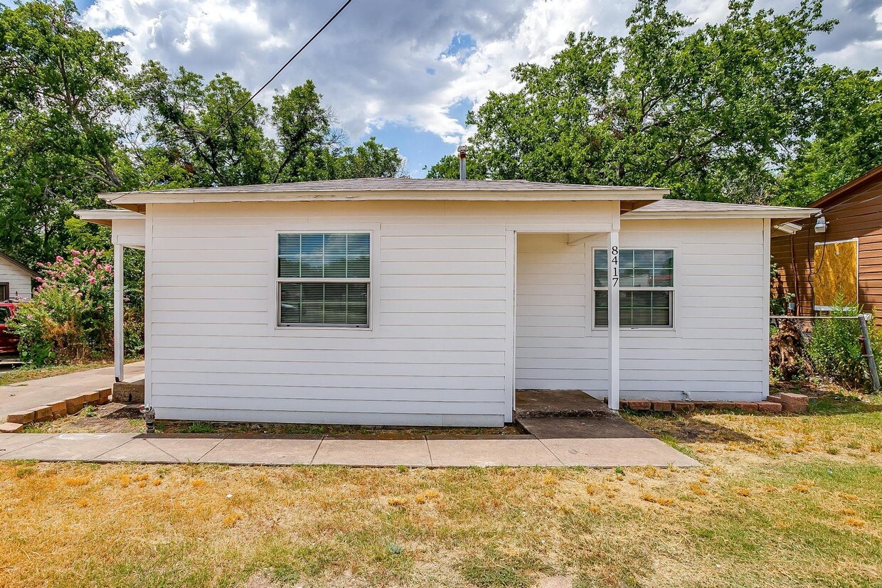 Amazing 2 Bed- 1 Bath Home in West Fort Wo... - Amazing 2 Bed- 1 Bath Home in West Fort Wo...