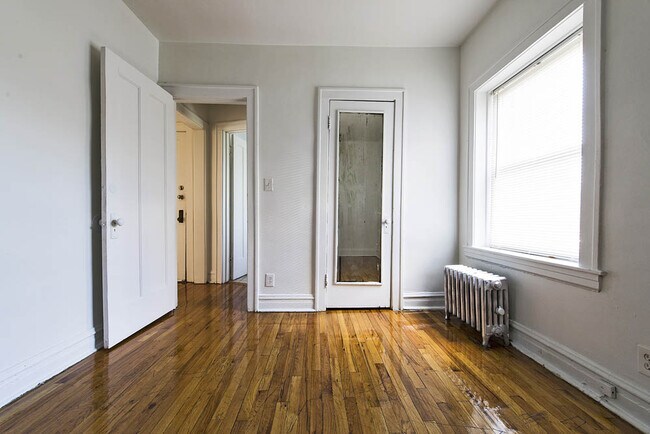 Habitación - 6356-58 S Francisco