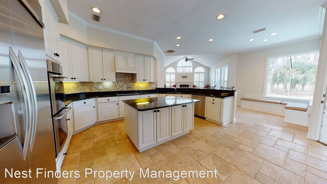 Building Photo - 5 br, 5 bath House - 124 Kingfisher Dr