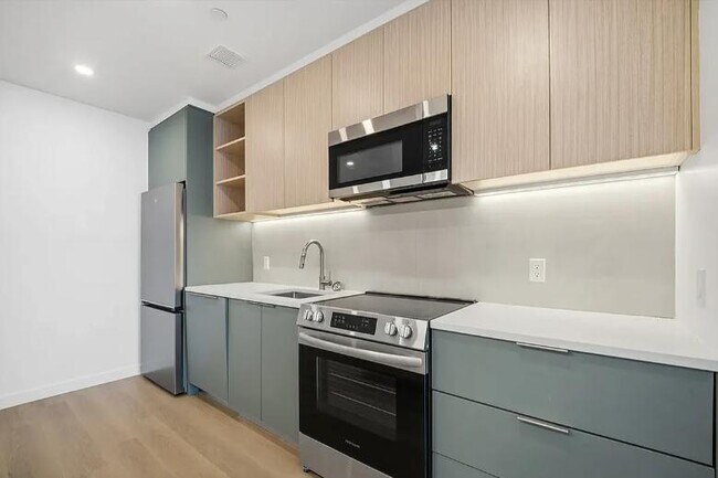 Foto del edificio - 2363 Bedford Ave