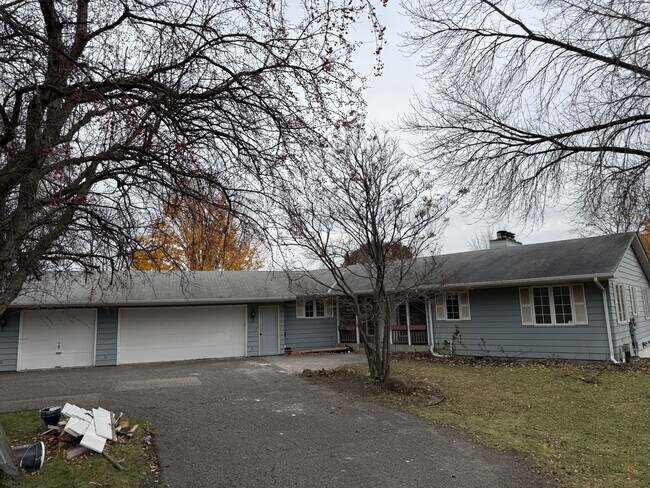 Foto del edificio - 5500 Vagabond Ln N