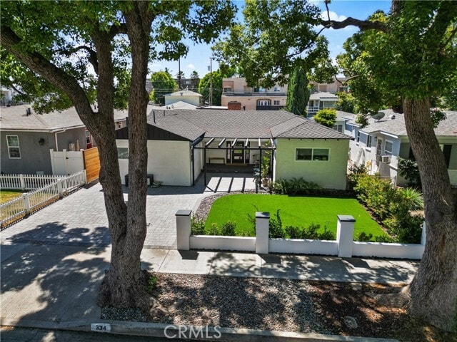 Building Photo - 334 W Valencia Ave