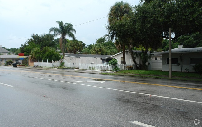 Building Photo - 2018 Dr. Martin Luther King Jr St N